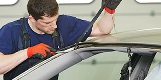 Repair or Replace? Understanding Your Auto Glass Options