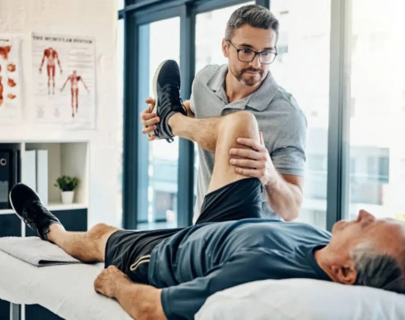 Best Physiotherapist in Zirakpur: What to Expect During Sessions