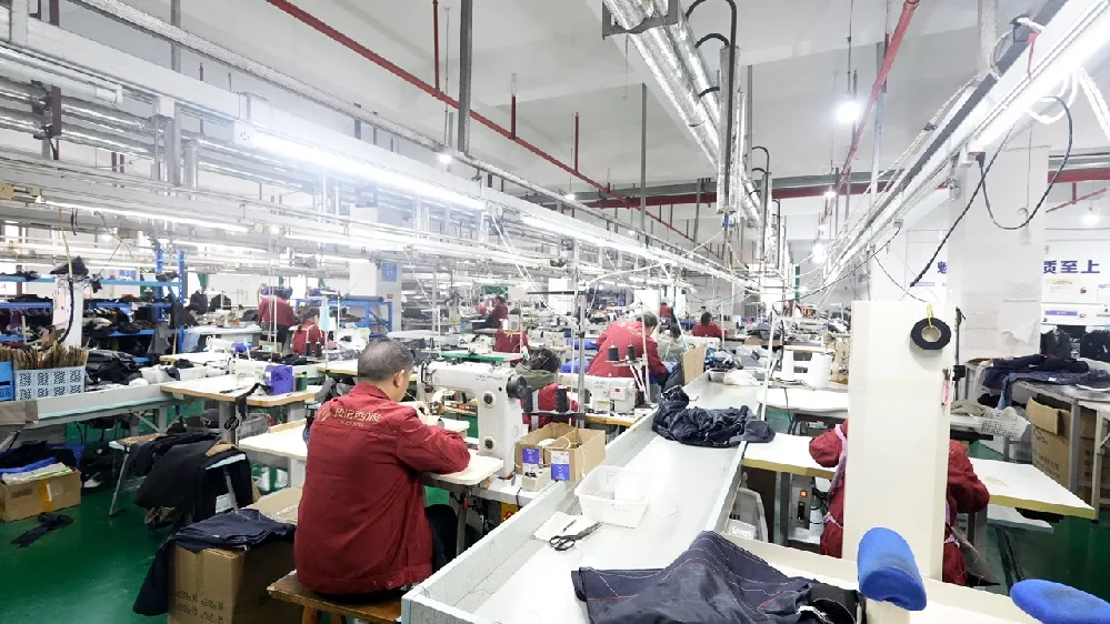 Custom vs. Off-the-Rack vs. Made-to-Measure: Which Suit Wins?