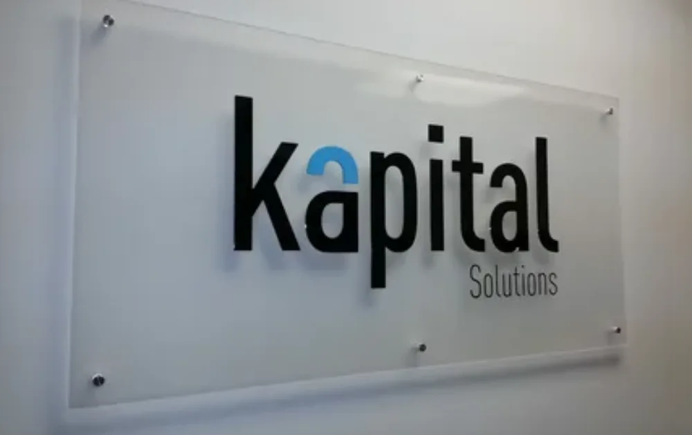 Explore How Acrylic Signage Suppliers UAE Serve Businesses