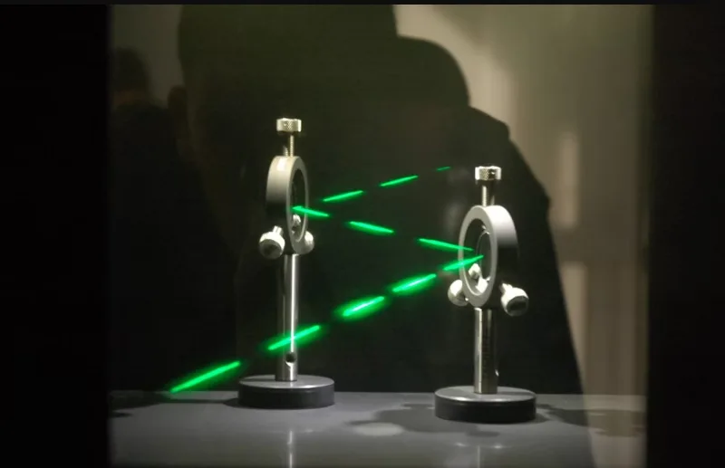 Normes Sécurité Laser : Comprendre les Réglementations Pour Protéger Vos Équipes et Vos Installations