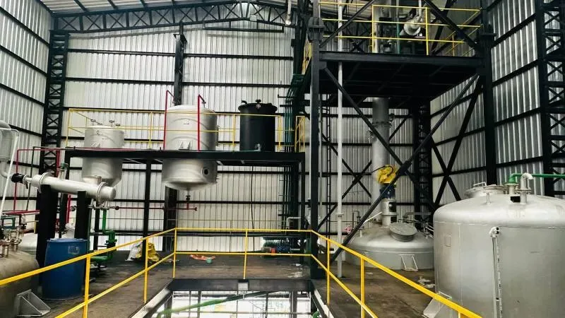 Applications and Benefits of Waste Oil to Base Oil Plant Technology