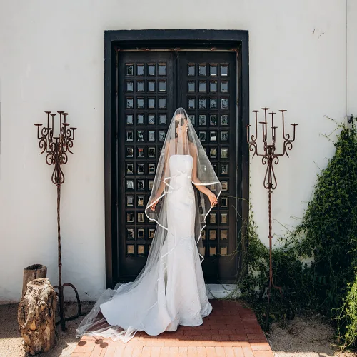 Stylish Mother of the Groom Outfits in Yorkshire – Elegant & Timeless Looks