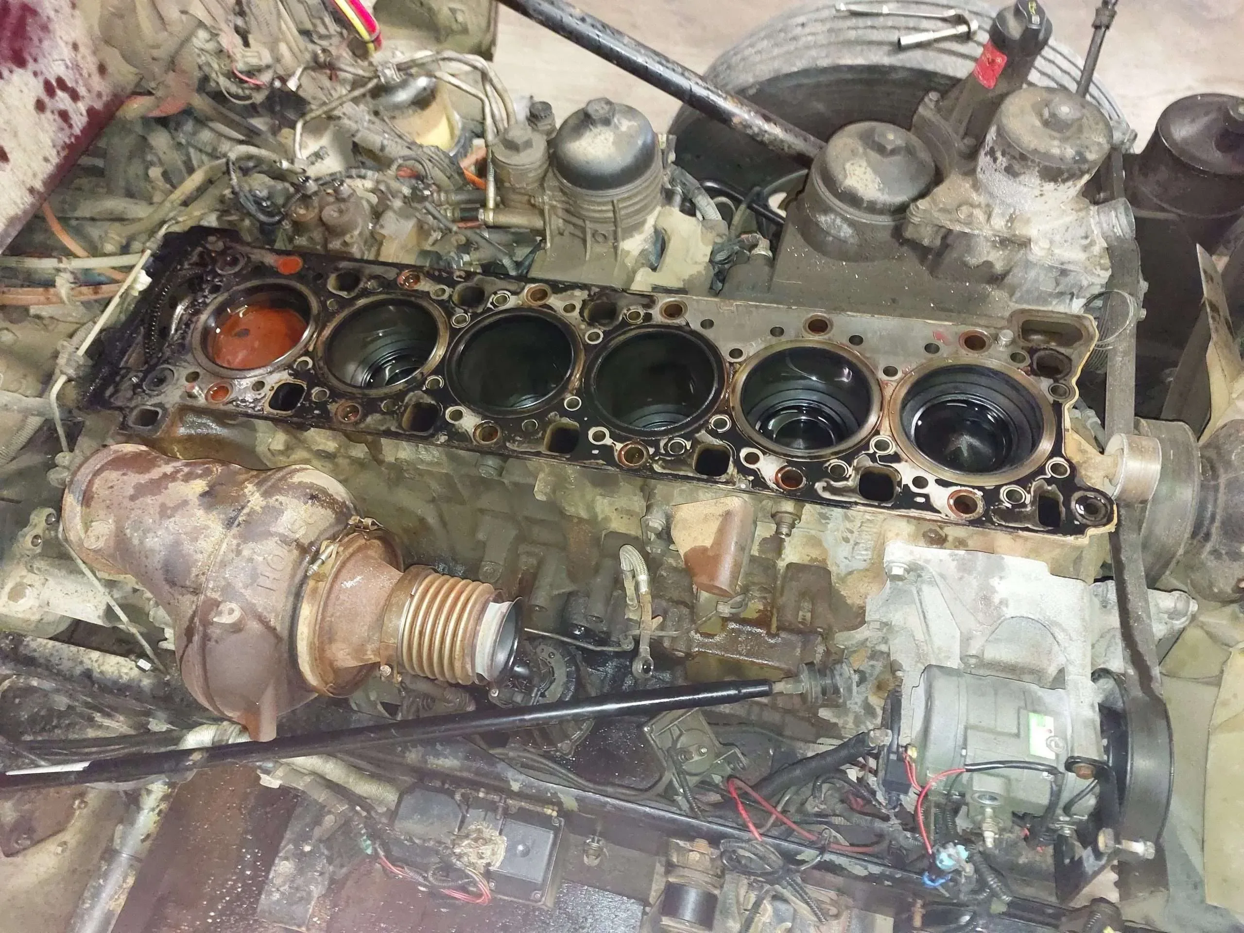 Common Commercial Truck Repair Costs Fleet Owners Should Plan For