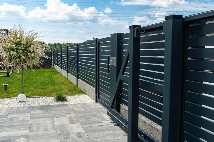 Aluminium Slat Fencing Is a Great Choice for Modern Commercial and Residential Spaces, Built to Last