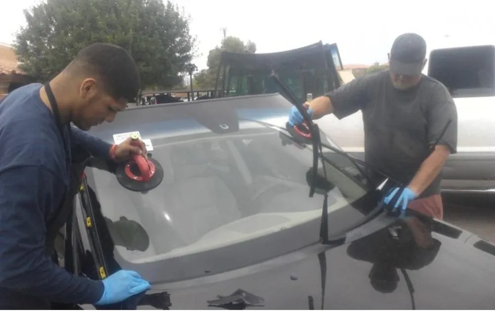 Why Choose Professional Car Glass Repair in Qatar?