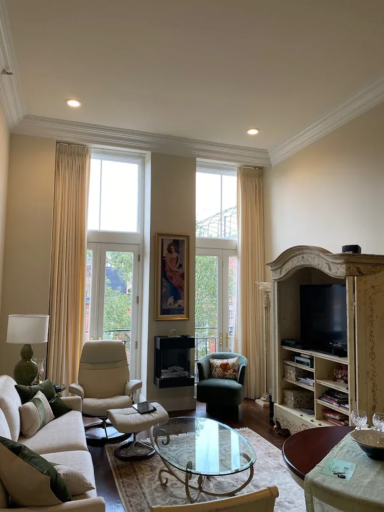 Restoration Painting vs Repainting: What’s the Difference?