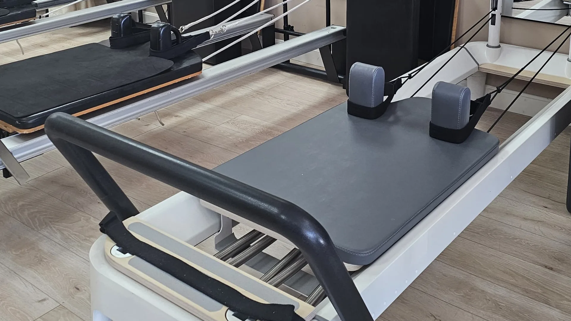 Why Pilates Reformer Classes Are Great for Pain Recovery