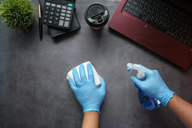 5 Easy Home Cleaning Solutions for Moms with Full Calendars