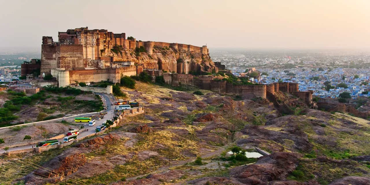 Udaipur or Jodhpur: A Complete City Comparison for 2026