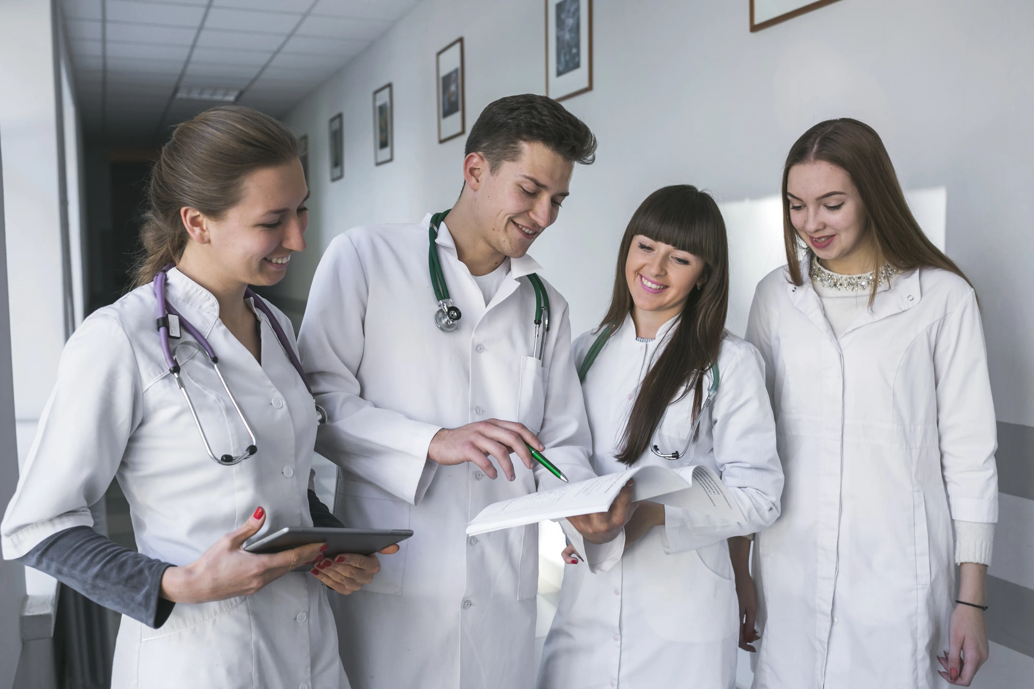 No Bachelor’s Degree? 6 High-Demand Healthcare Careers to Start in 2026