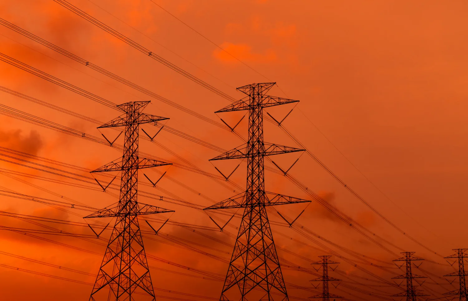 How Smart Fiber Sensing is Transforming Transmission Lines