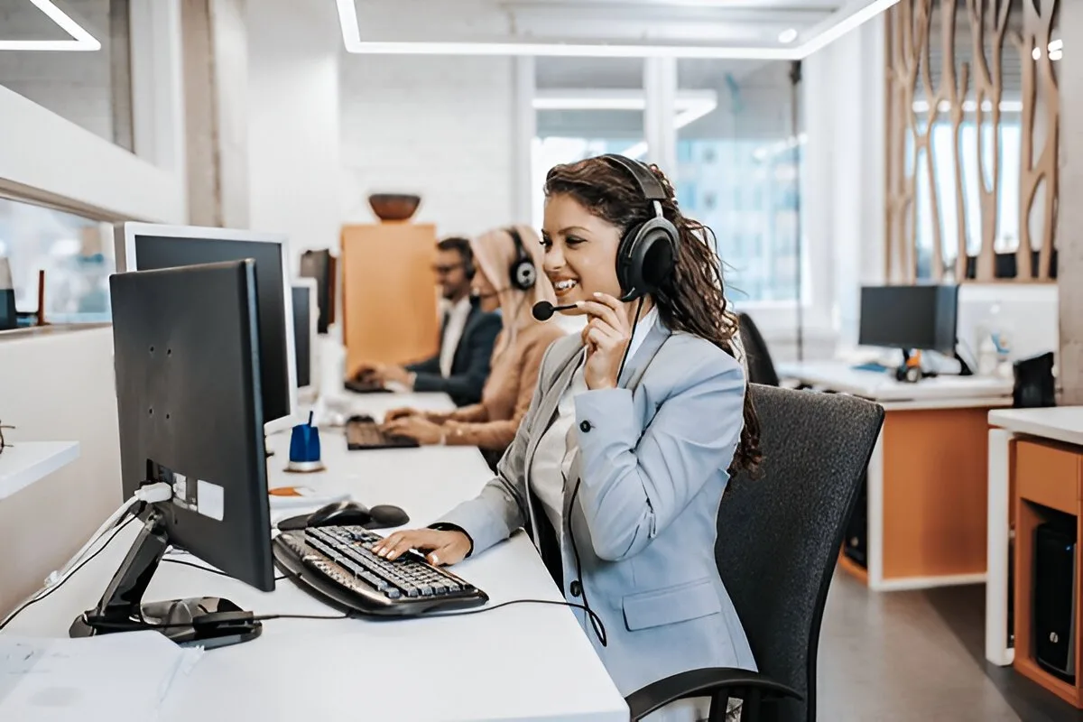 The Sound of the Future: How Noise Cancellation and AI Accent Modification Improve Real-Time Voice Clarity
