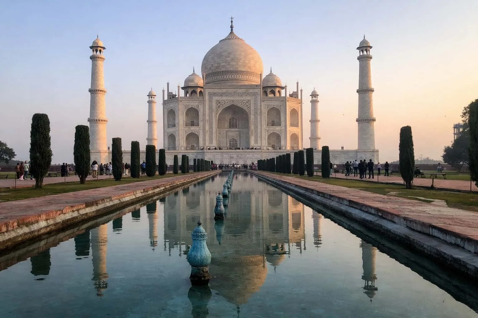 Taj Mahal Tour from Delhi: A Simple Way to Experience India’s Most Iconic Wonder