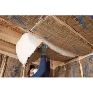 Standard-Density vs High-Density Fiberglass Batts in Ashland, OR: What Is the Difference?