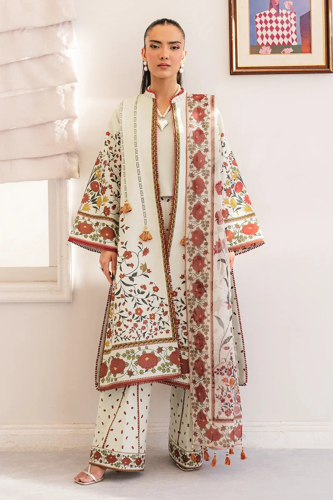 Explore the Season's Finest: Alizeh's New Lawn Dress Designs for Summer 2026