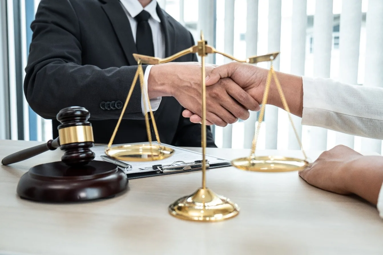 Should You Settle or Fight Your Bicycle Accident Case in Pasadena?