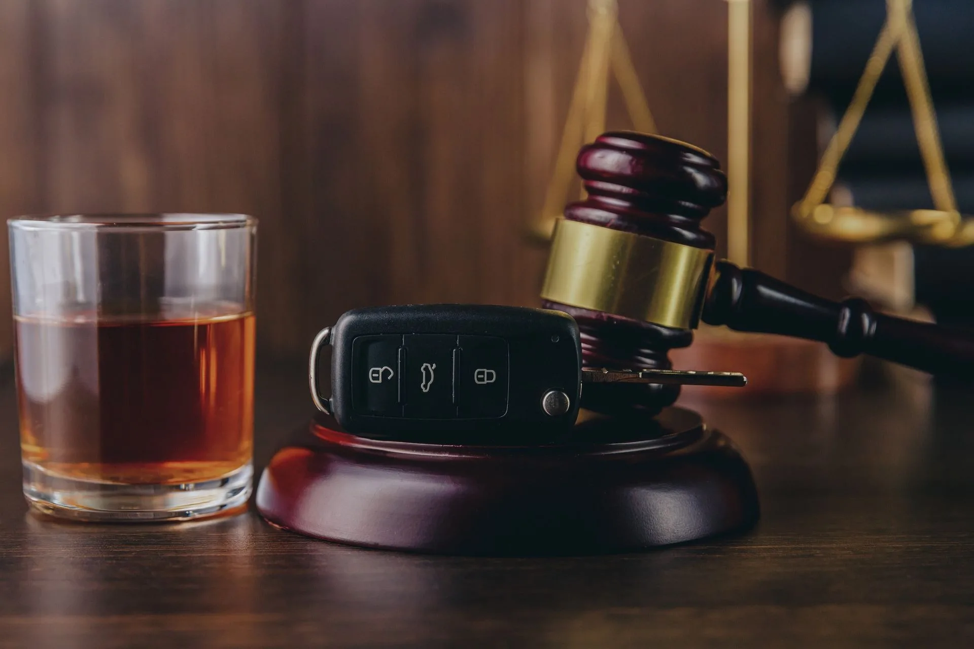 How a DWI Lawyer With SFST Certification Examines Field Sobriety Evidence Differently