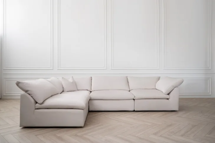 From Standard to Bespoke: How Furniture Buying Is Changing in Dubai