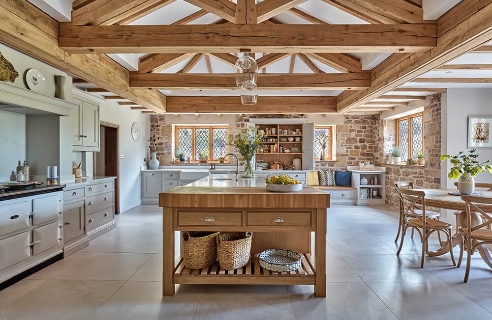 Why Warm Neutral Kitchens Are Taking Over UK Homes