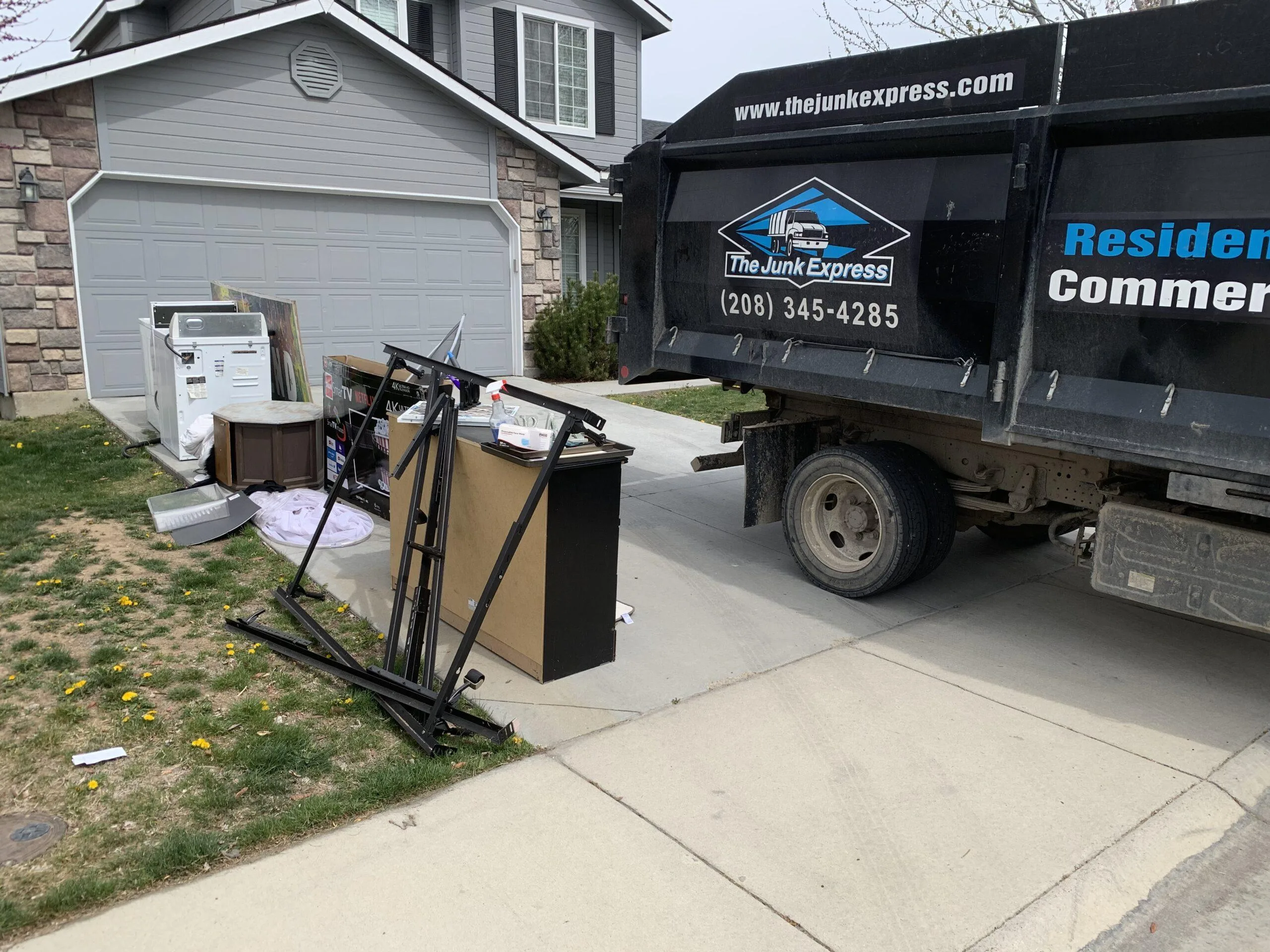 A Fresh Start Begins by Clearing What You Don’t Need