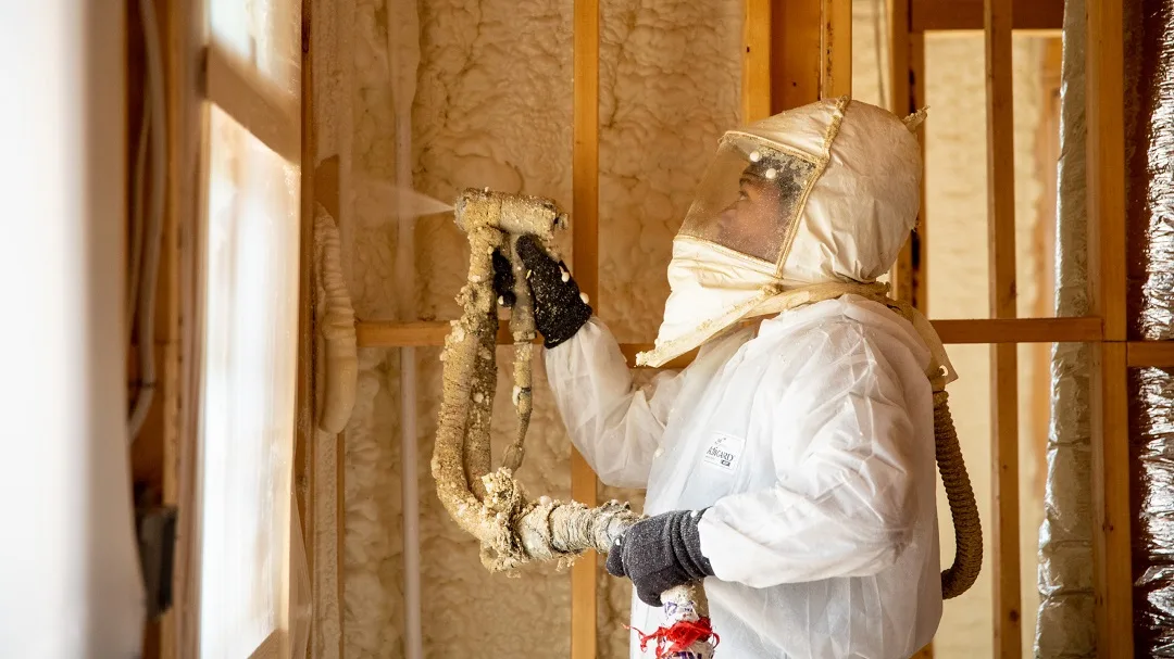 Warehouse Insulation Experts for Temperature Control and Energy-Saving Performance