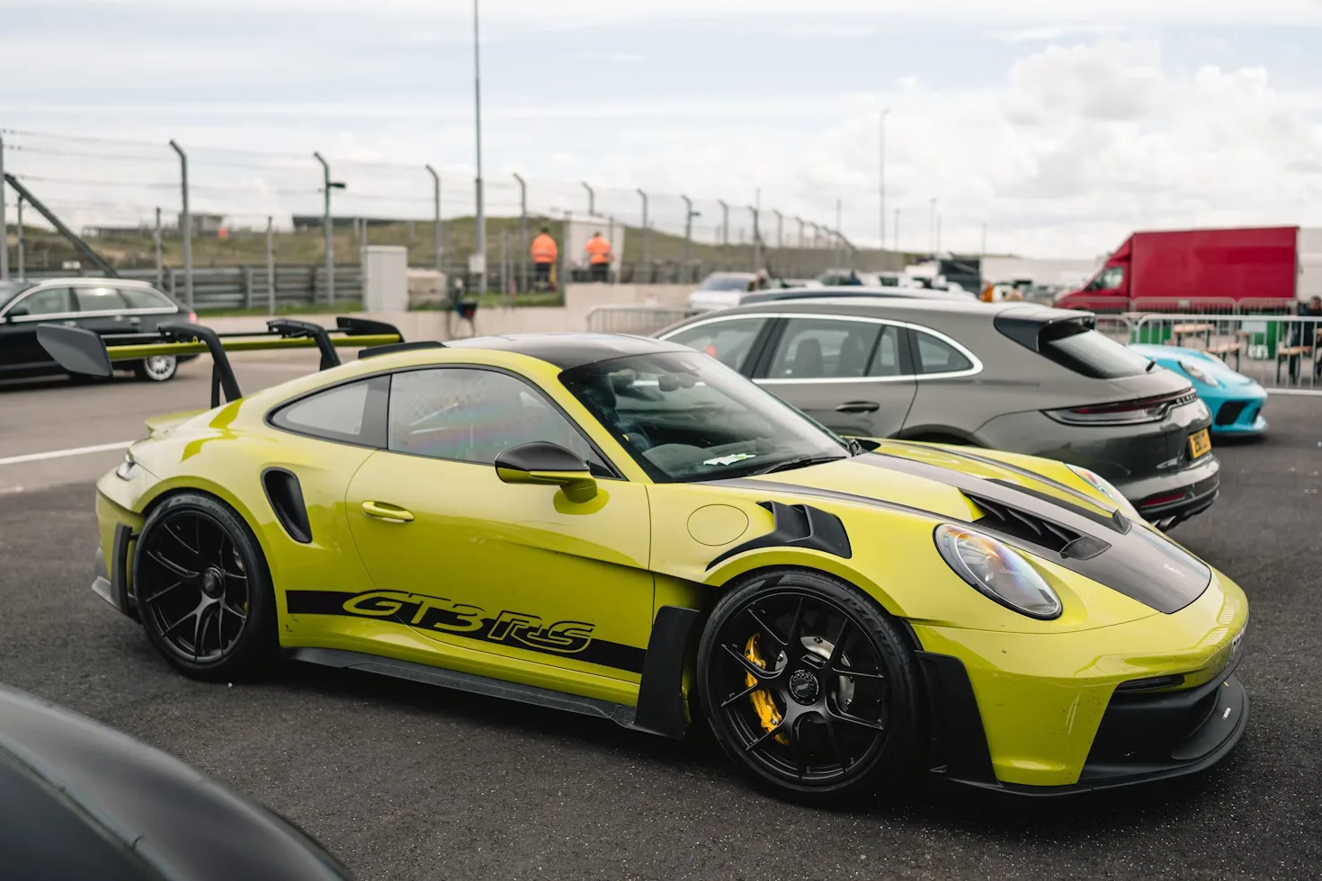 How Long Does Ceramic Window Tint Really Last? 5-Year vs 10-Year Films