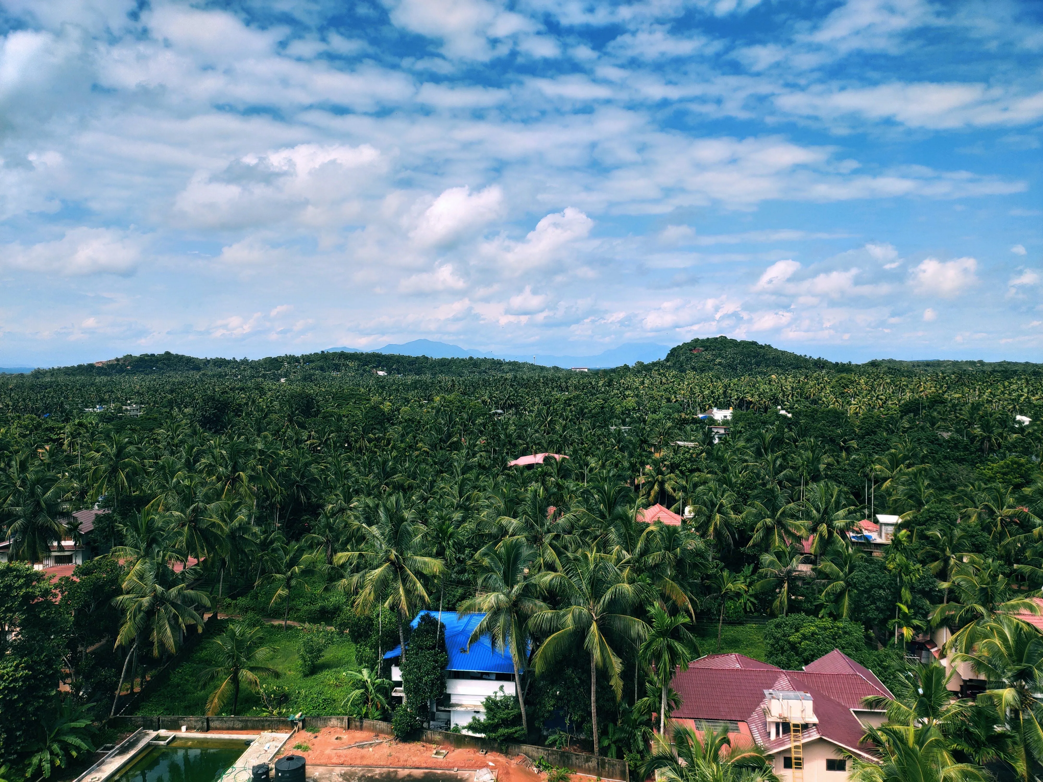 Best Time to Book a Kerala Tour Package for a Memorable Trip