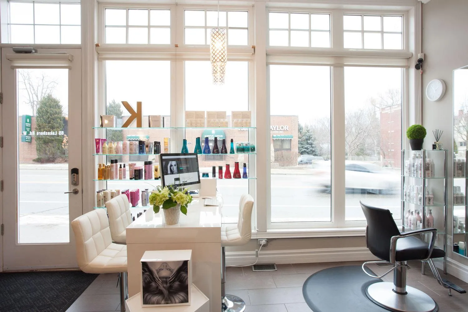 Professional Hair and Beauty Services at a Hair Salon Downtown Oakville