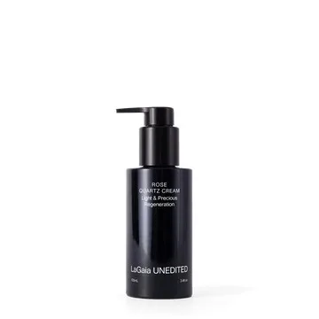 Clean Exfoliate Products: How to Choose Skincare for Changing Seasons