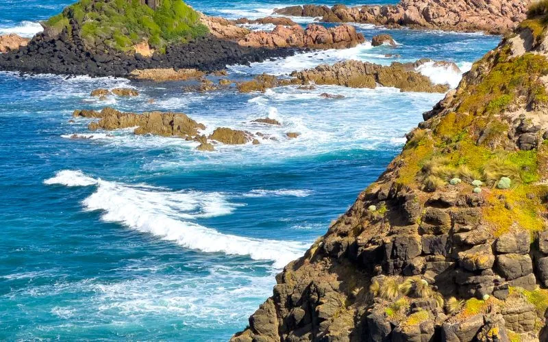 Why Do Most Visitors Miss the Best Views at Pyramid Rock and What’s the Perfect Time to Go?