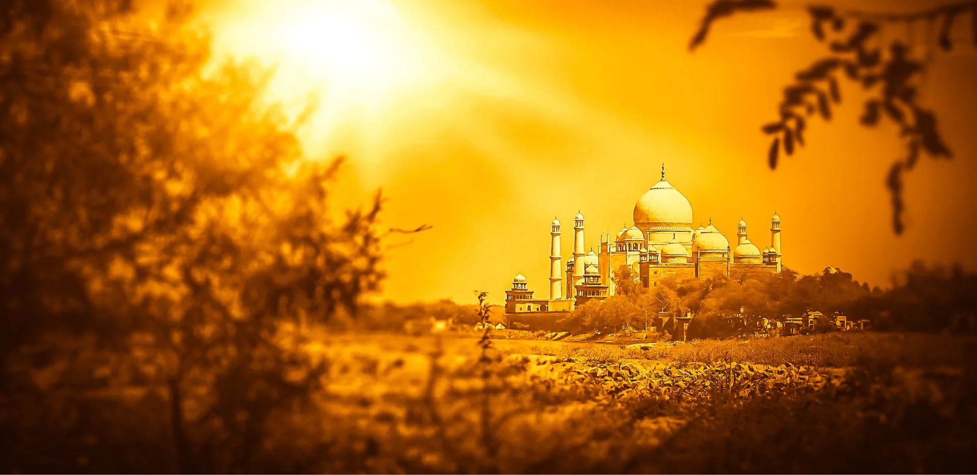 Same Day Taj Mahal Tour by Car – A Perfect One-Day Journey to India’s Iconic Wonder