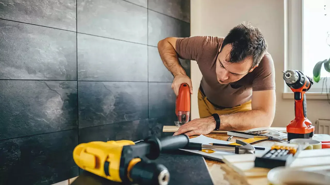 How a Handyman in Broward County Can Improve Home Functionality