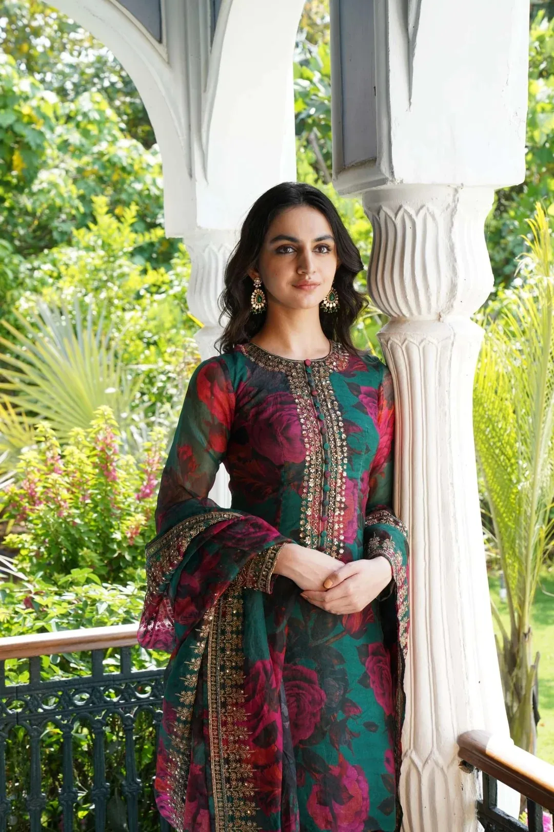 How Can You Choose the Right Kurti Set for Women for Every Occasion?