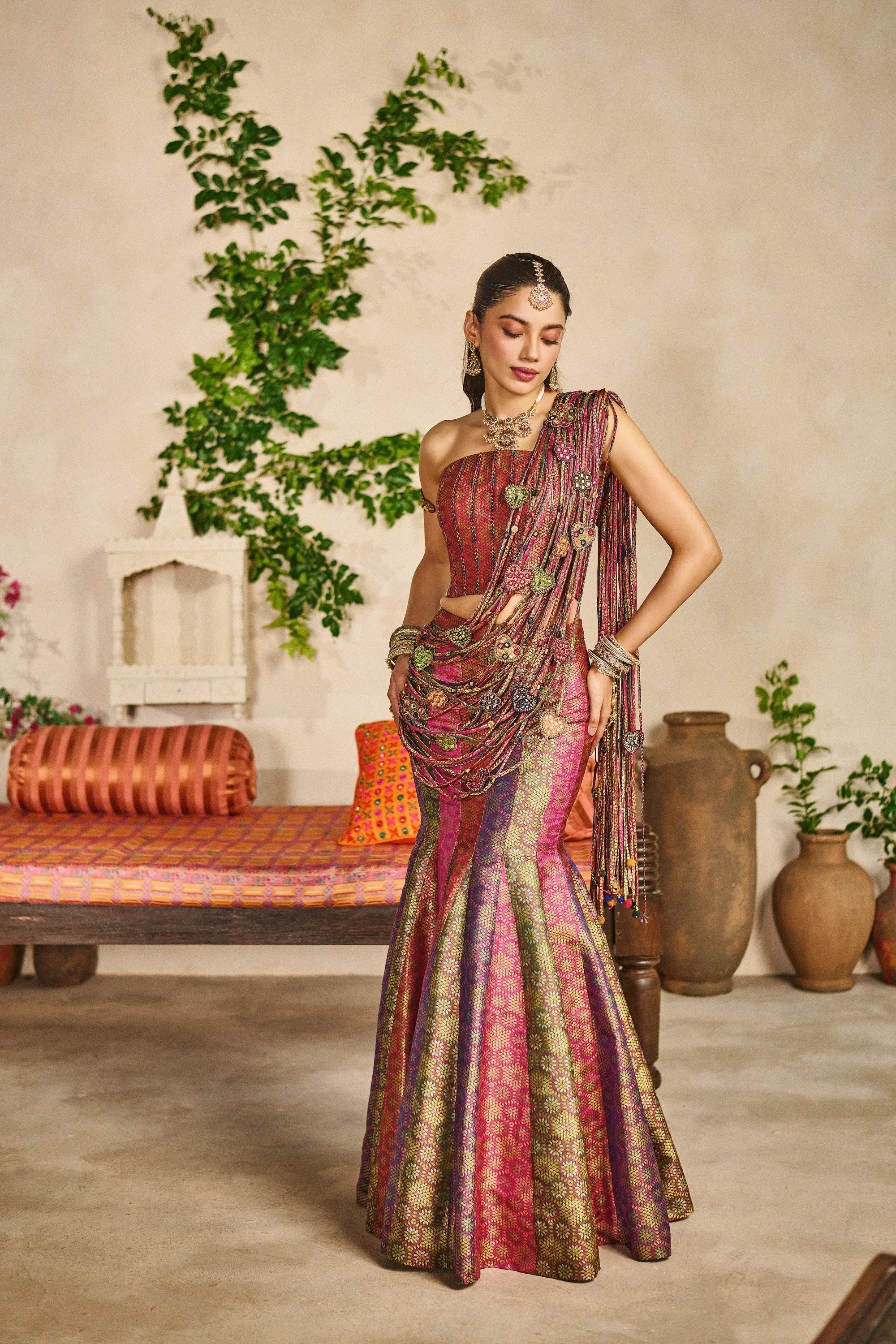 Brocade Dresses for Women: Embrace Luxury, Tradition and Modern Elegance