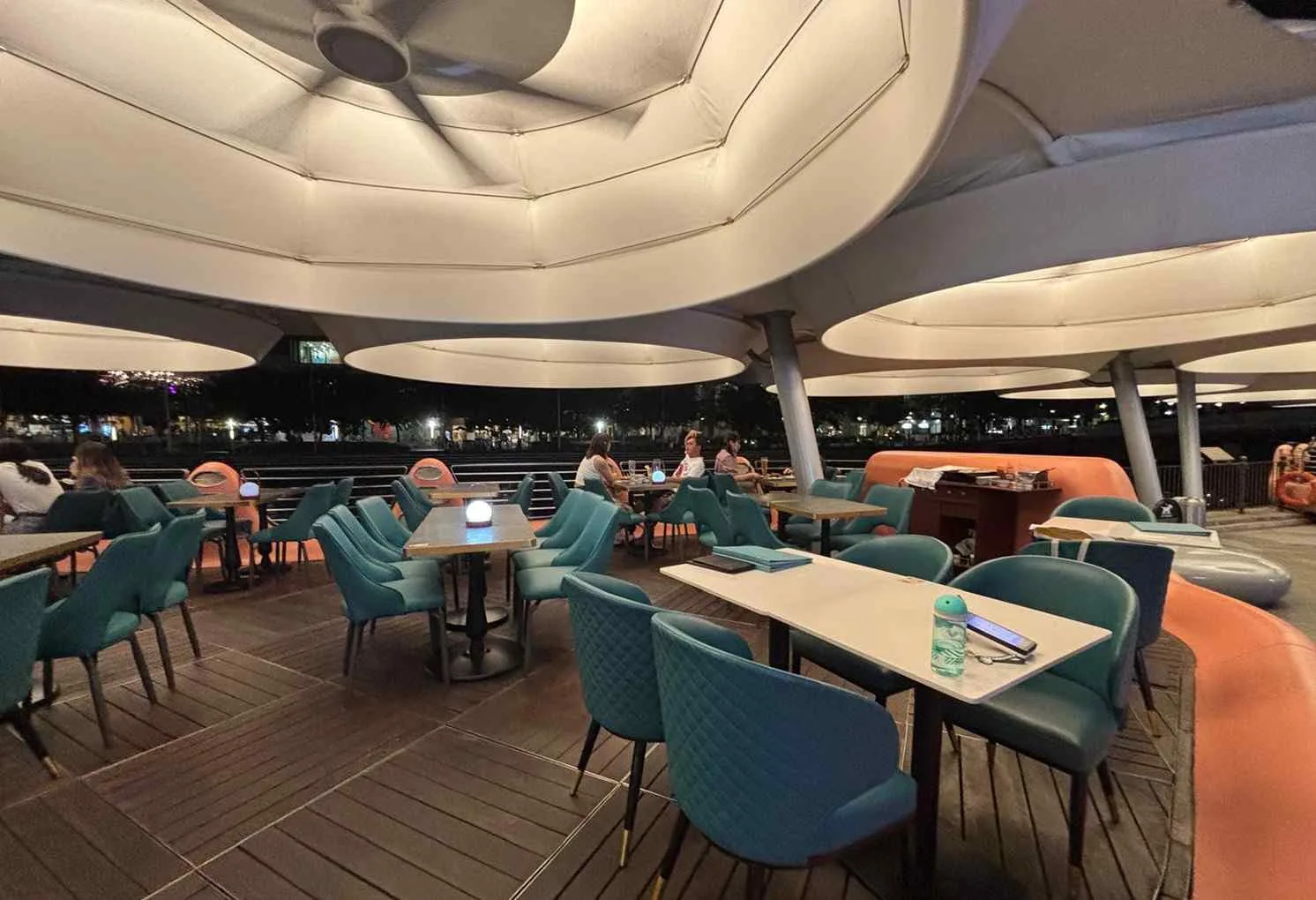 5 Reasons Why Jules is Clarke Quay’s Best Kept Culinary Secret