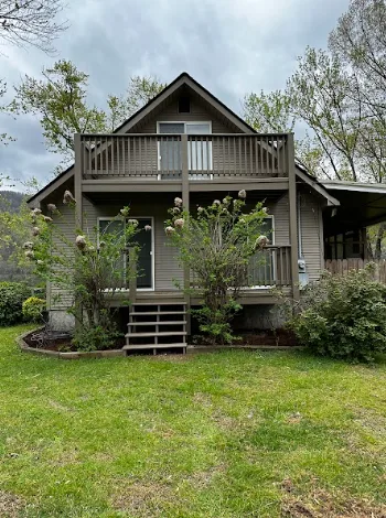 Residential Painting Chattanooga: Transforming Homes with Color, Care, and Craftsmanship