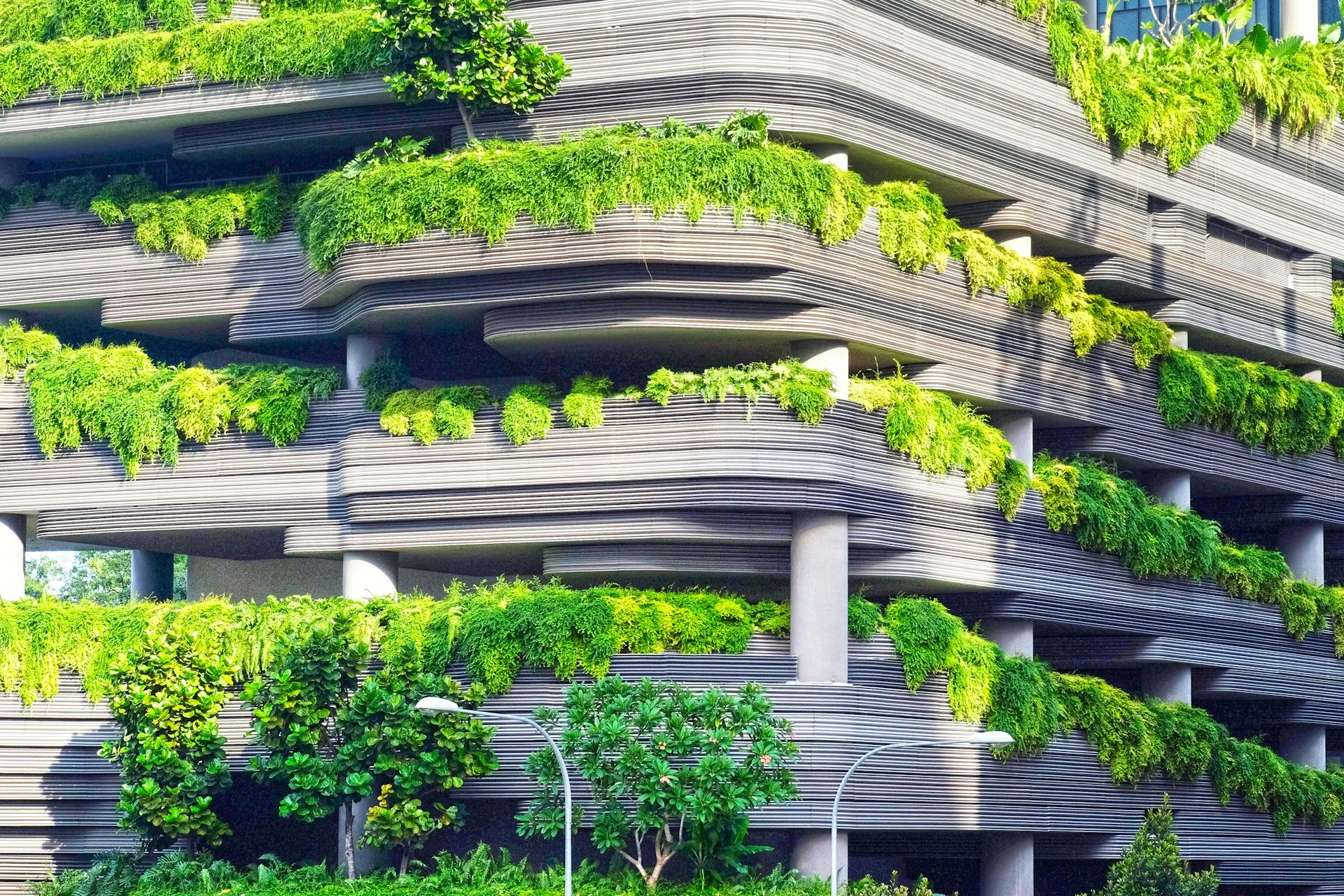 Benefits of Green Materials in Construction: Cost Savings, Durability, and Health