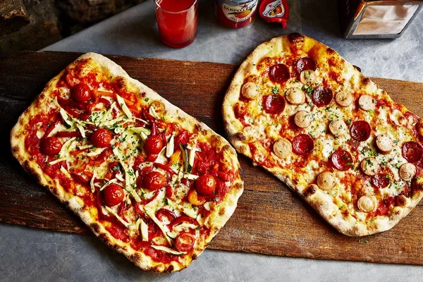 What to Order with Pizza in Notting Hill (Sides & Combos Guide)