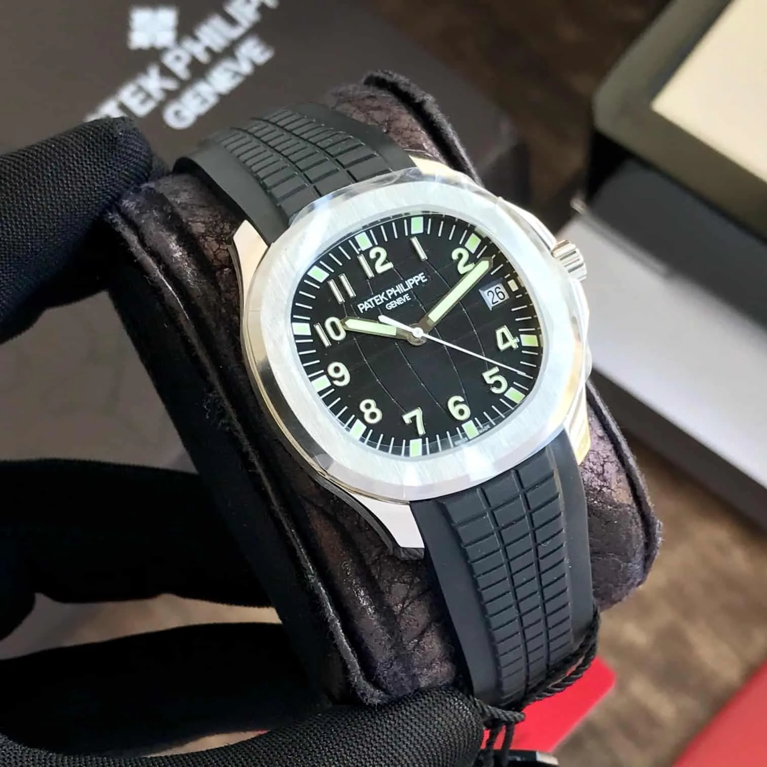 Patek Philippe Aquanaut White Gold Blue Dial 5168G-001 watch