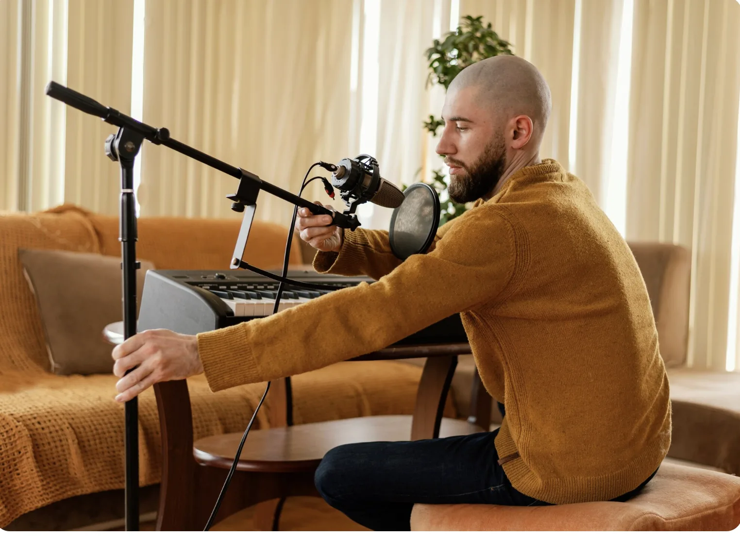 Podcast Studio Recording Tips to Achieve Clear and Balanced Audio