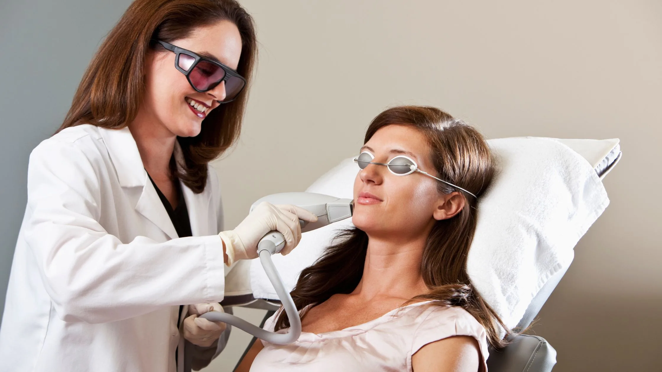 Ready for a Sculpted Look? Is Buccal Fat Removal in Delhi Right for You?