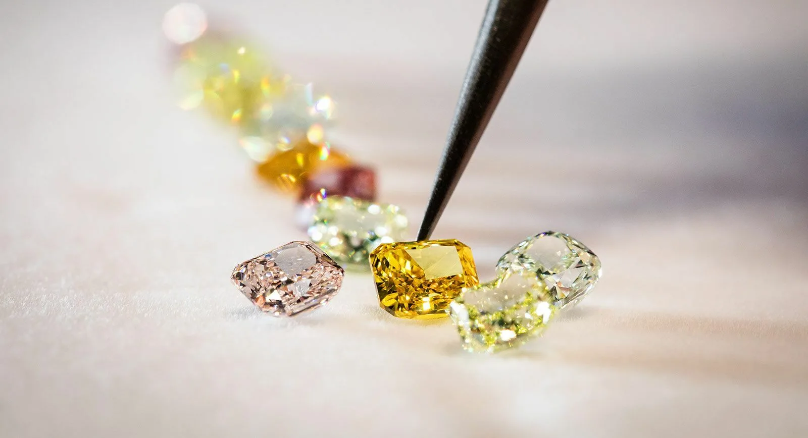 What is a Yellow Lab Grown Diamond? Complete Guide for Beginners
