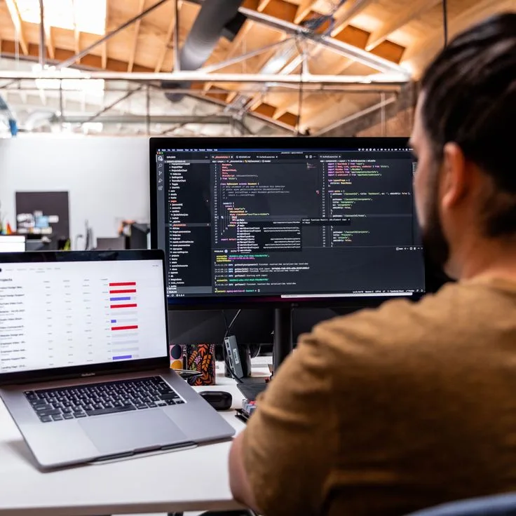 Top Companies in UAE for Cloud-Based Software Development Using AWS or Azure