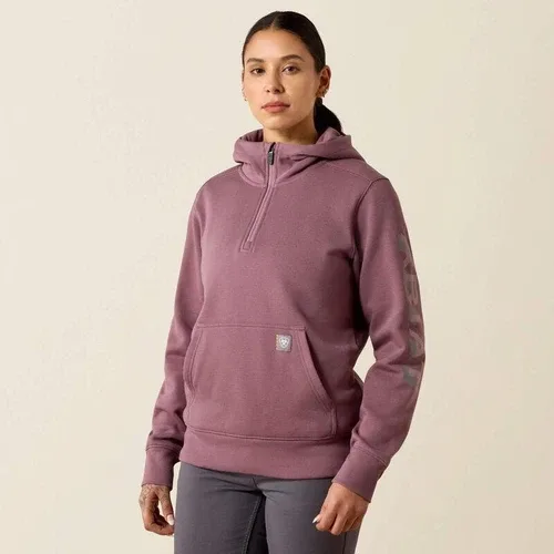 How to Choose Women's Sweatshirts & Hoodies for Western-Inspired Style