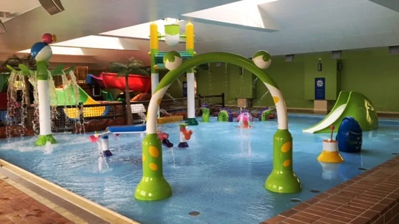 Aquatic Playground Equipment: How Splash Pads, Spray Features, and Waterslides Work Together