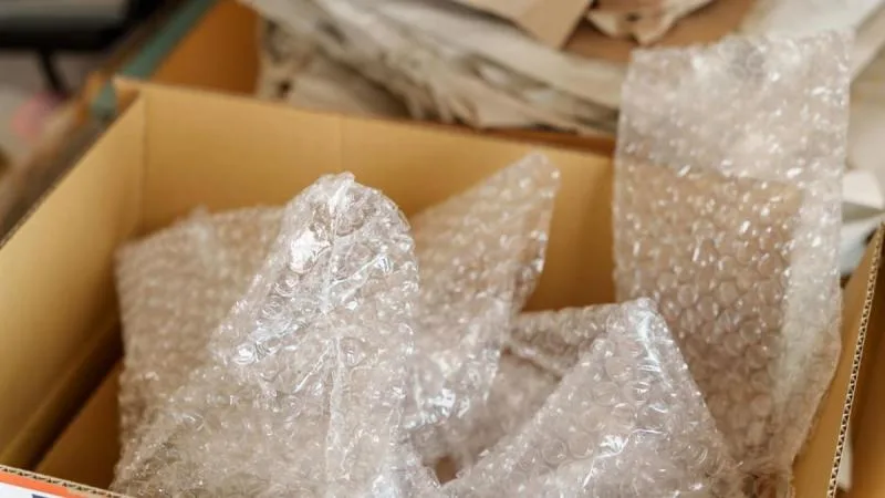 How E-commerce Businesses Can Reduce Packaging Waste