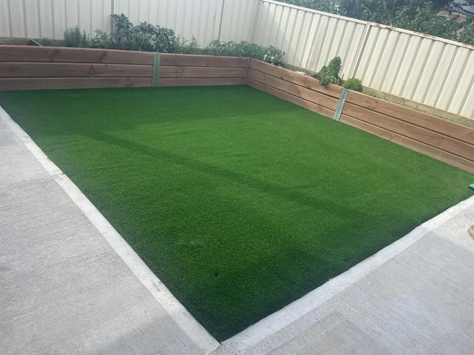 Fencing and Landscaping Services for Modern Properties