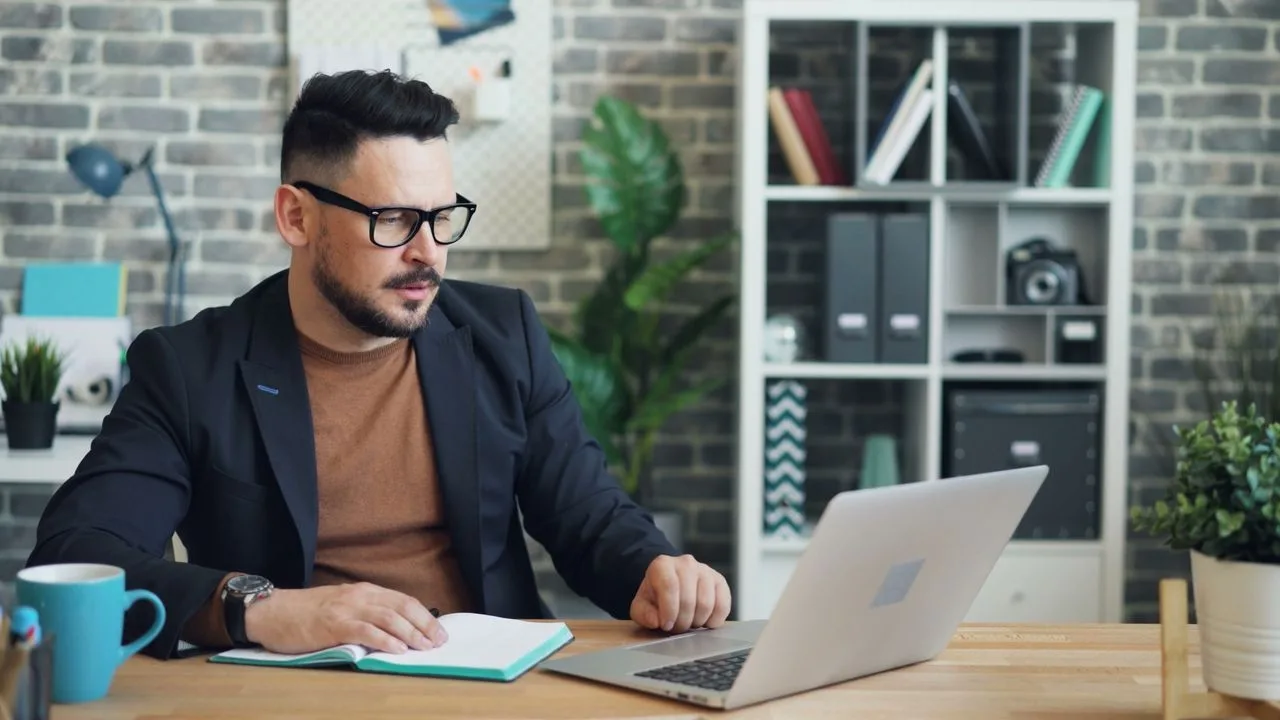 Thinking About a Career Change? How to Plan Your Next Move at Mid-Career