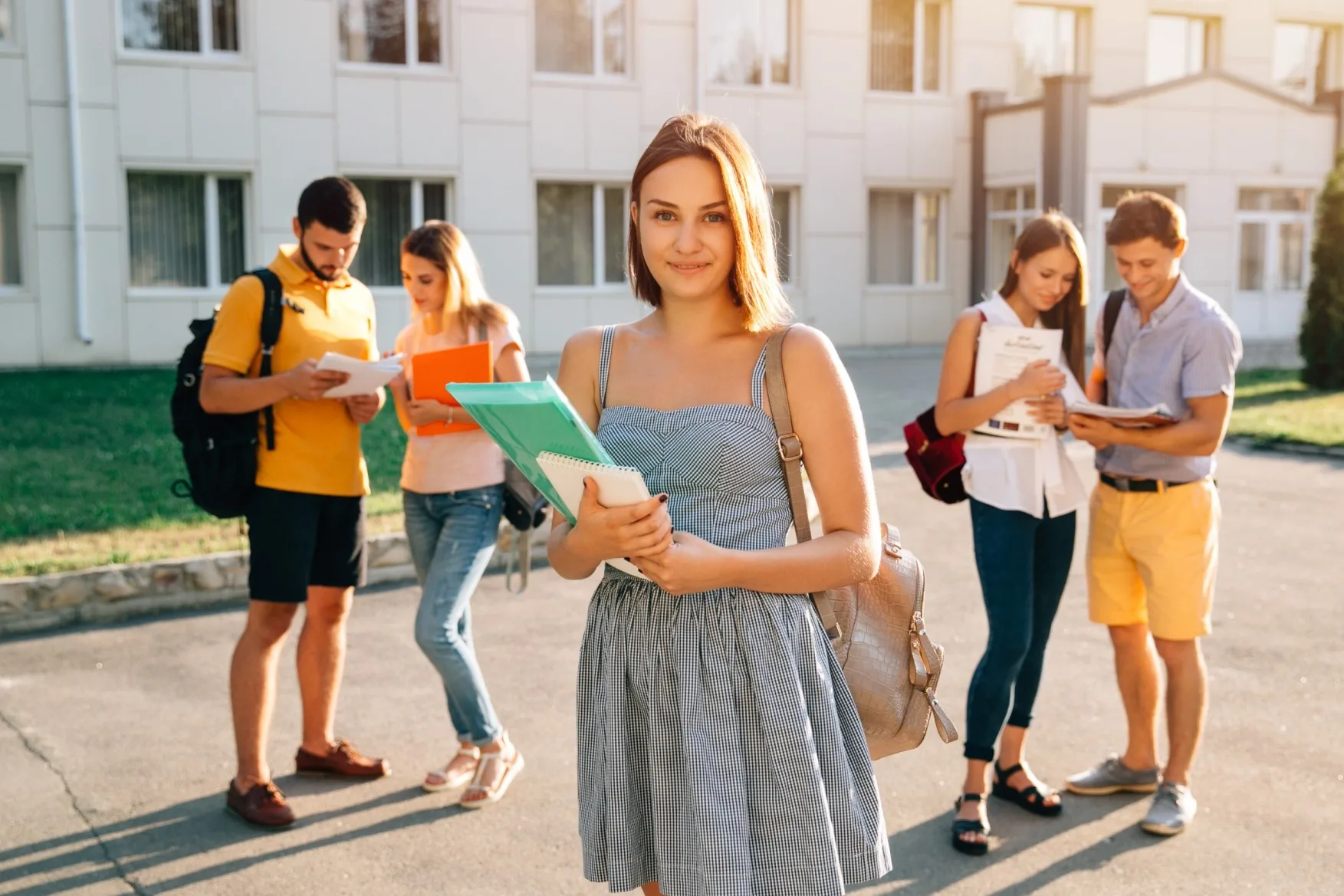 Best Courses for Students Planning to Study Overseas